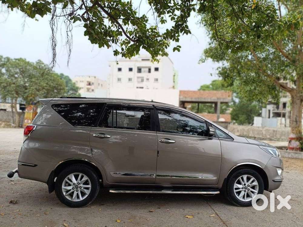 Toyota Innova Crysta 2.7 Gx At, 2018, Diesel