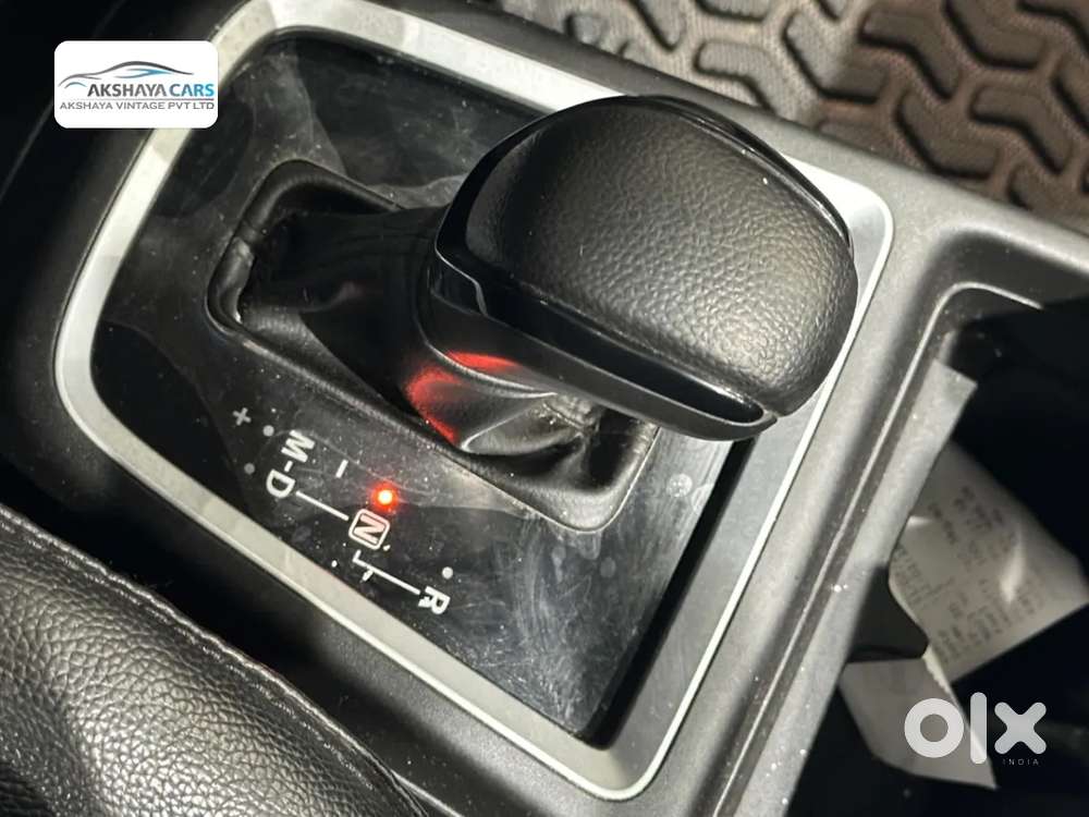 Maruti Suzuki Swift 1.3 Zxi, 2022, Petrol