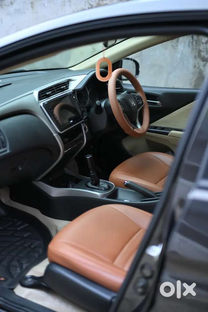Honda City V 2018  Petrol  Manual  52k Kms