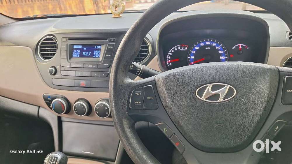 Hyundai Xcent 1.2l Kappa Dual Vtvt 5-speed Manual Base, 2014, Petrol