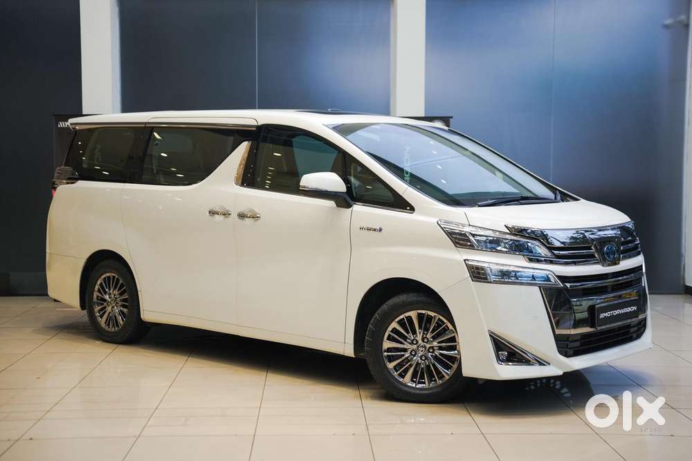 Toyota Vellfire Vip – Executive Lounge, 2022, Petrol