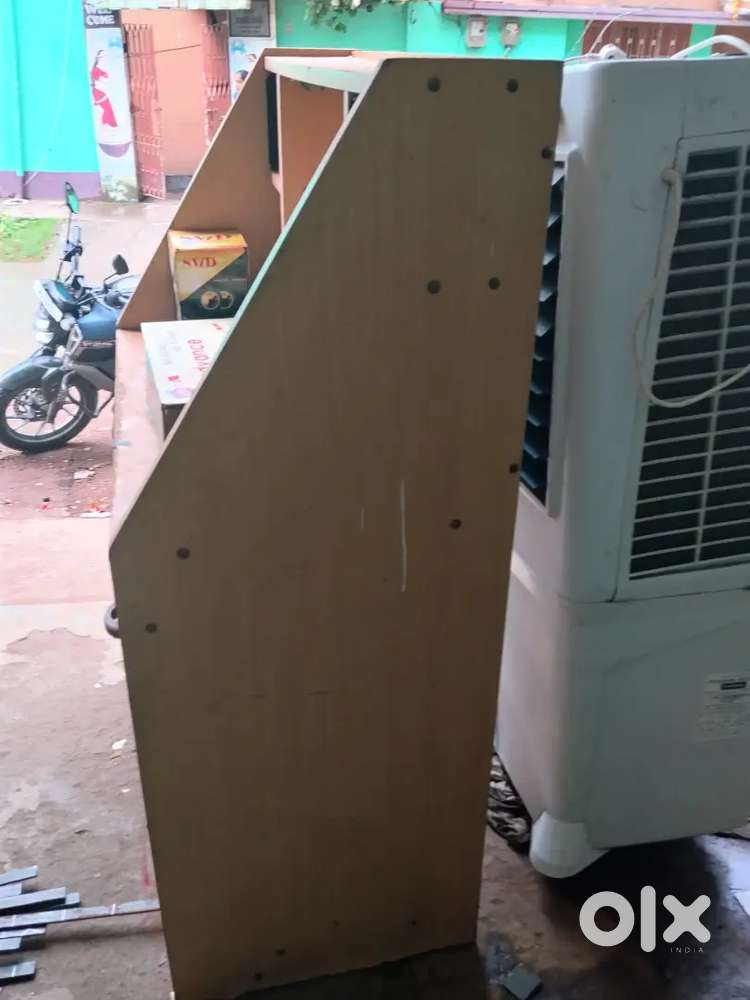 Computer desk ..
