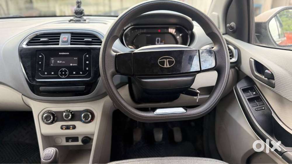 Tata Tiago 1.05 Revotorq Xm, 2025, Petrol