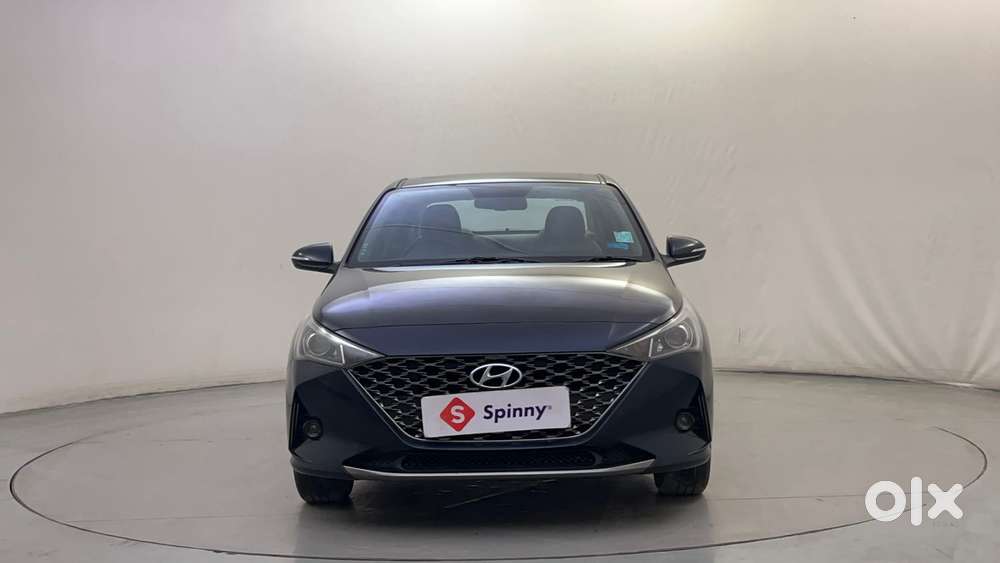Hyundai Verna 1.5 Sx Ivt, 2022, Petrol