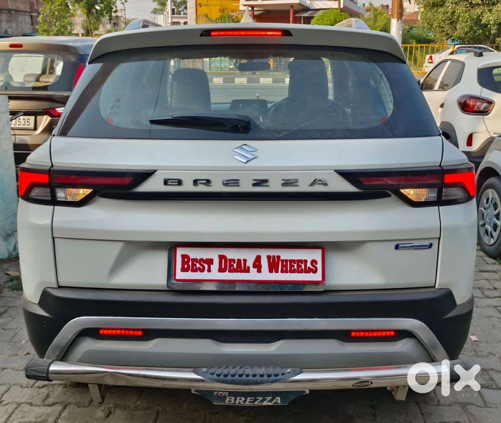 Maruti Suzuki Brezza 1.5 Zxi Smart Hybrid, 2023, Petrol