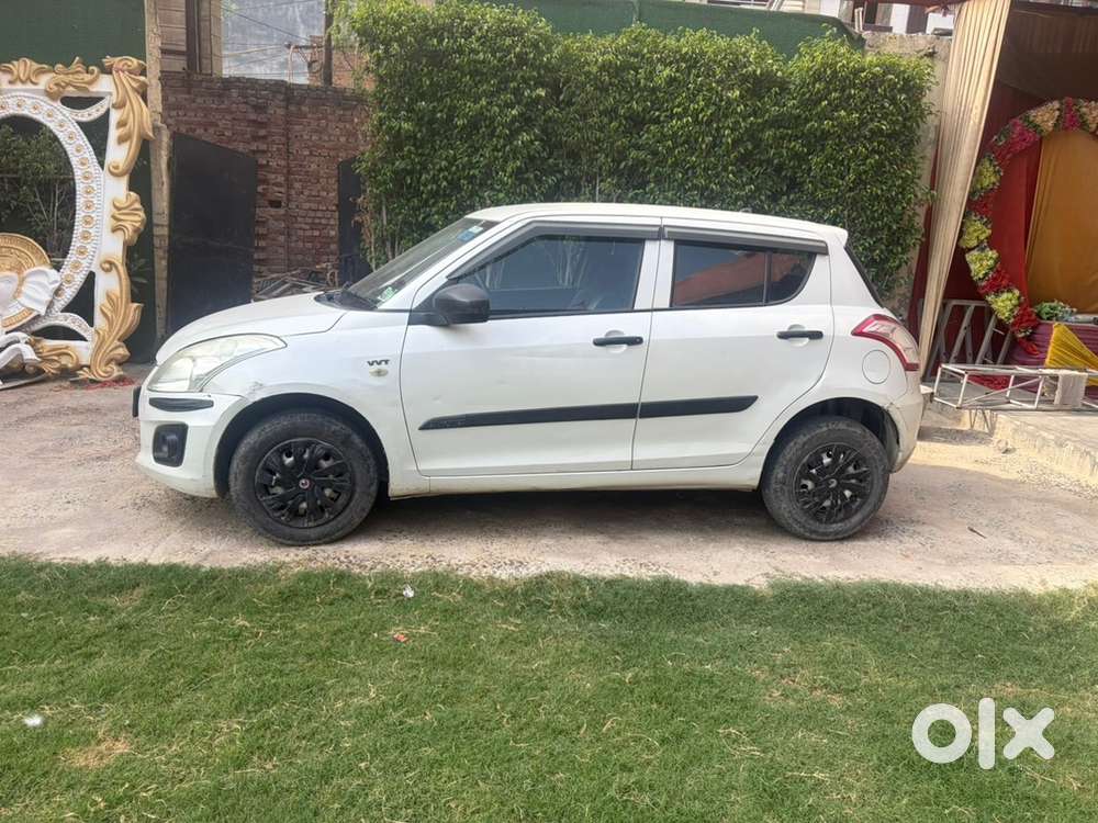 Maruti Swift Petrol 2015