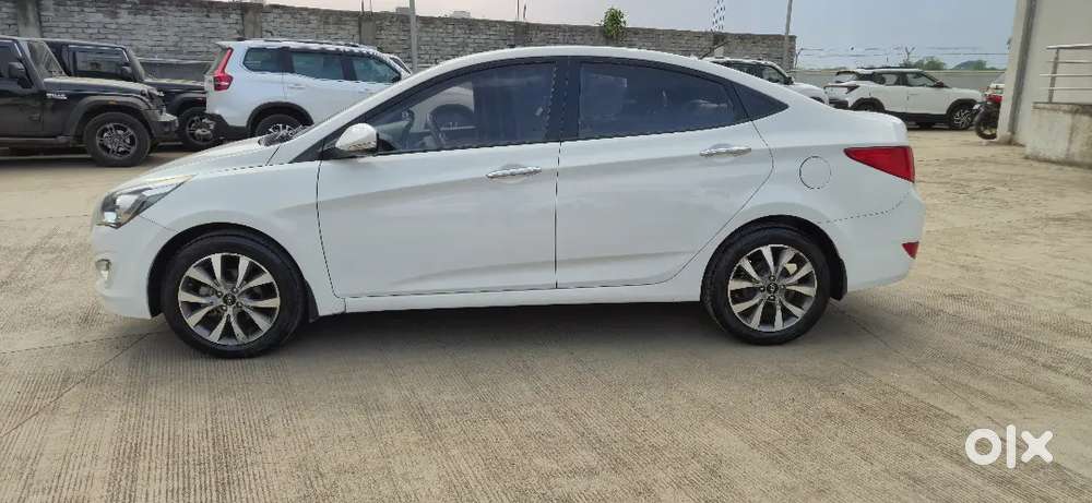 Hyundai Fluidic Verna 2015 Petrol 36000 Km Driven