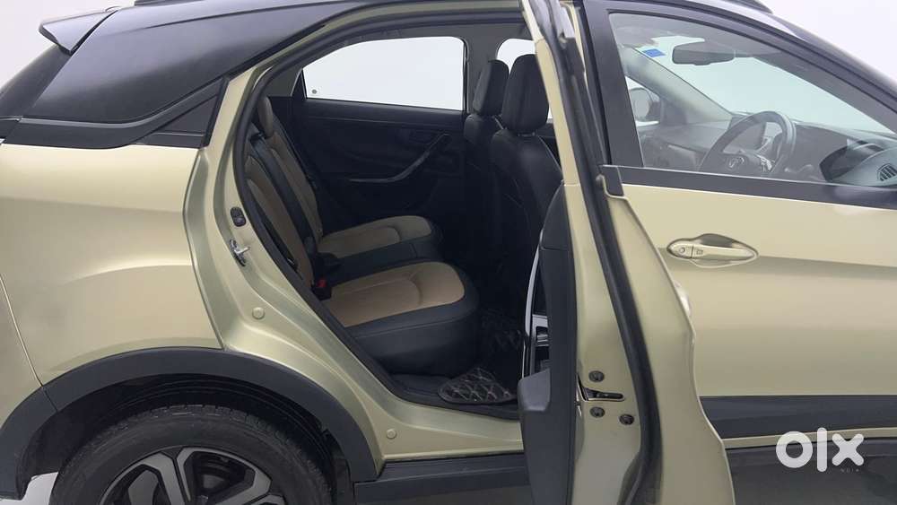 Tata Nexon 1.2 Revotron Xza Plus Premium, 2022, Petrol