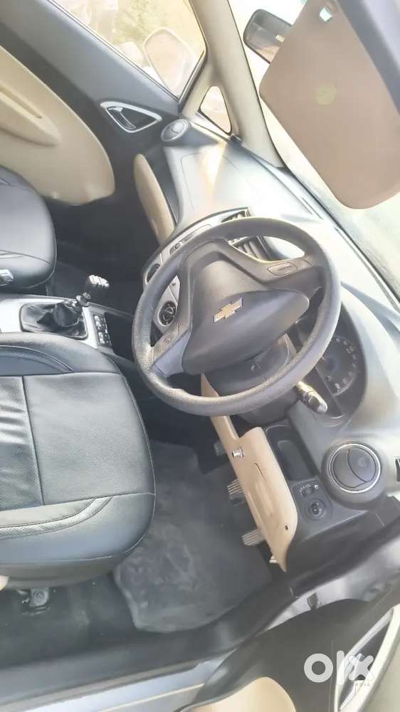 Chevrolet Sail Hatchback 2015 Year