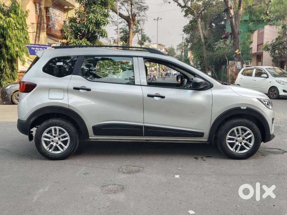 Renault Triber Rxl, 2022, Petrol