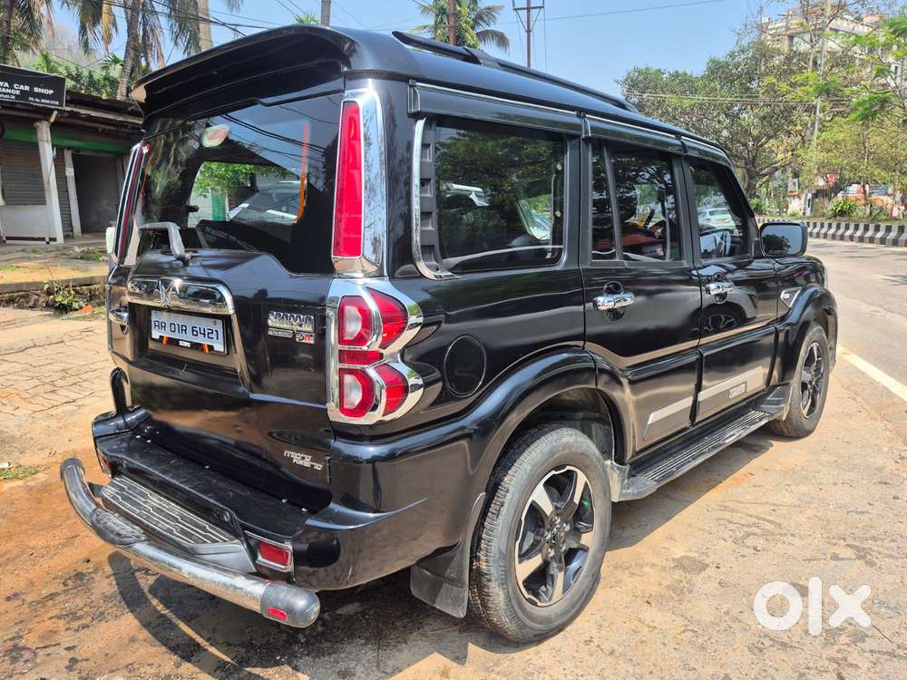 Mahindra Scorpio Classic 2.2 S 11 Mt 7 Str, 2023, Diesel