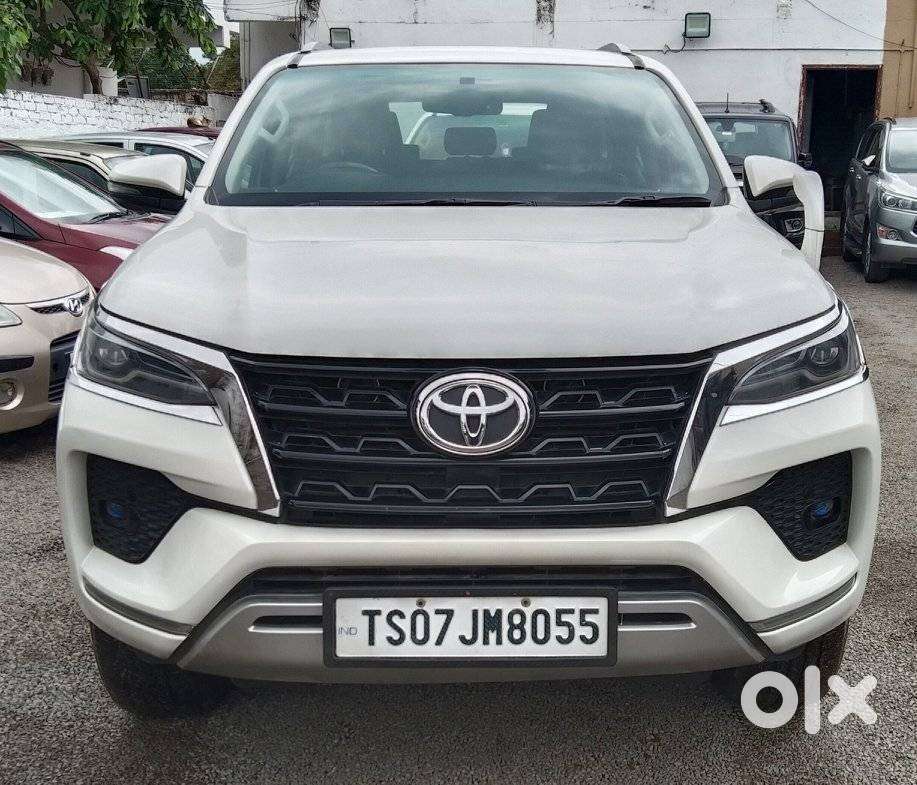Toyota Fortuner 4x4 Mt 2.8 Diesel, 2022, Diesel
