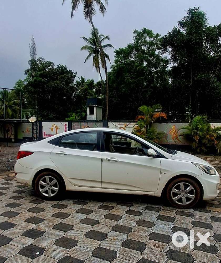 Hyundai Verna 1.6 Ex Vtvt, 2014, Petrol
