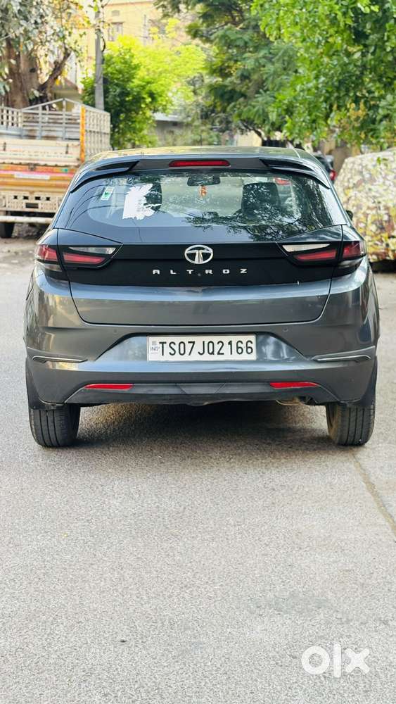 Tata Altroz 1.2 Xt, 2022, Petrol