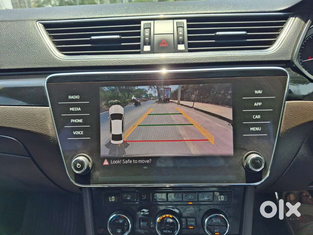 Skoda Superb L&k 1.8 Tsi At, 2019, Petrol