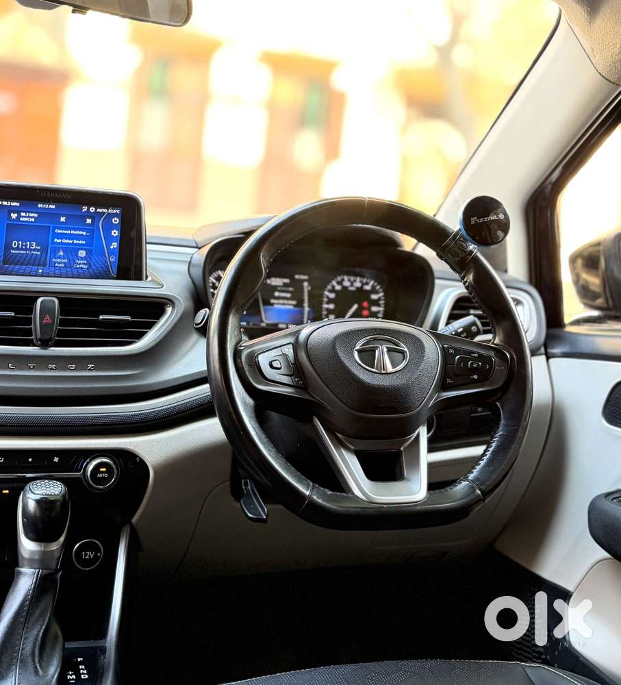 Tata Altroz 1.2 Xza Petrol Dct, 2022, Petrol