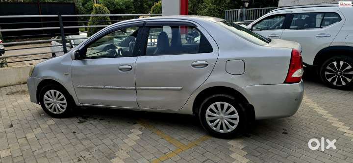 Toyota Etios Liva G, 2011, Petrol