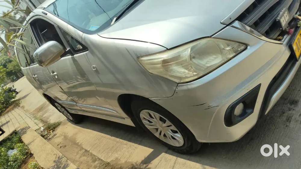 Toyota Innova 2.5 G 2014