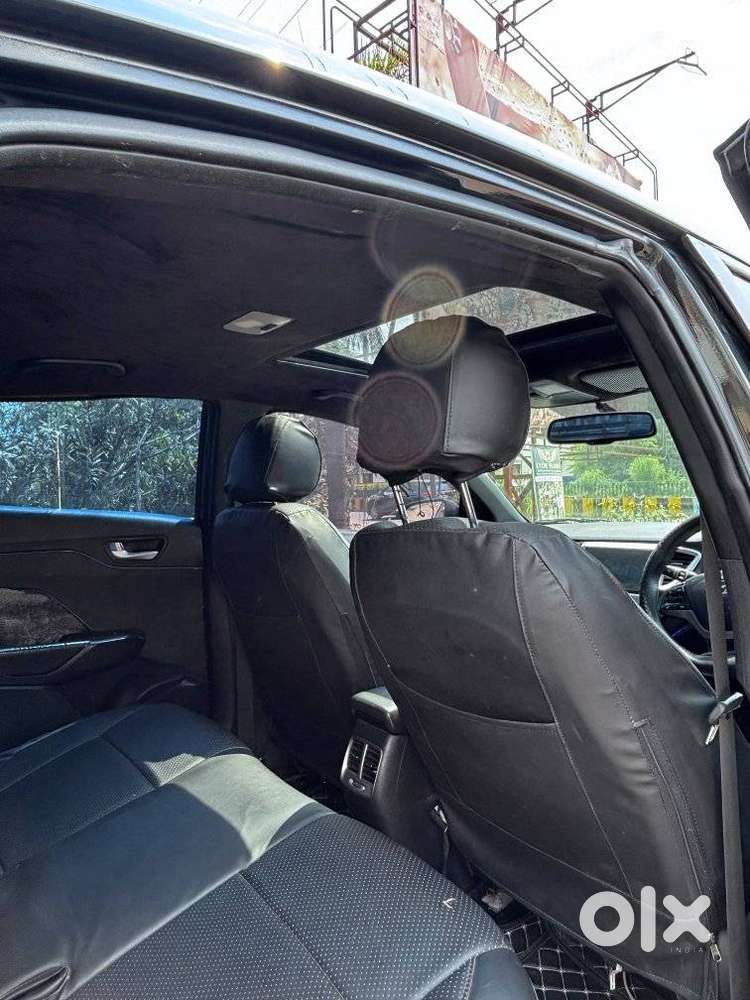 Hyundai Verna Fluidic 1.6 Sx Crdi Opt At, 2018, Petrol