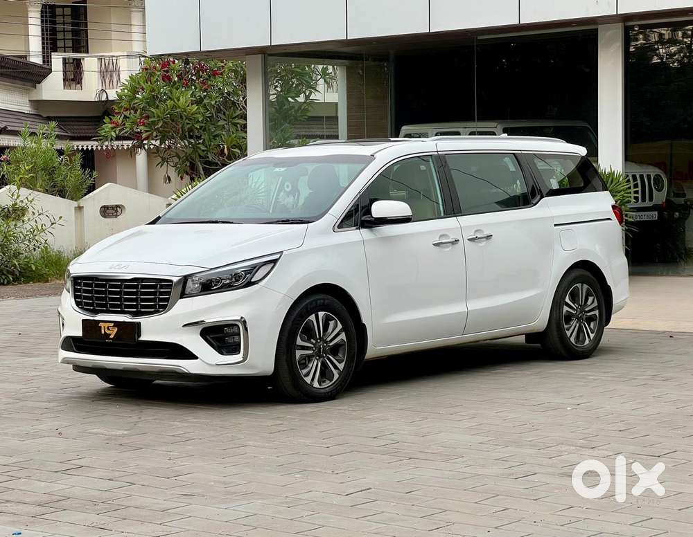 Kia Carnival Limousine Plus 7 Str, 2022, Diesel