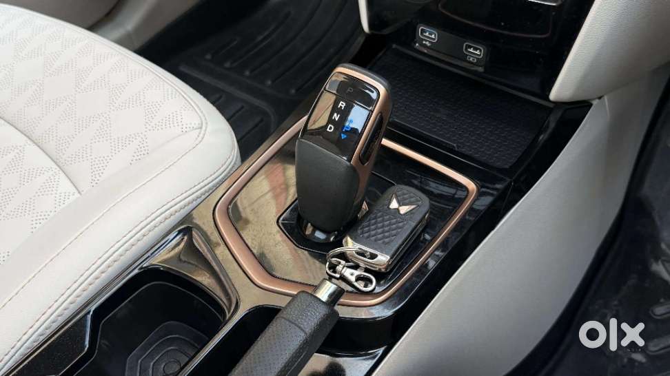 Mahindra Xuv400 Ev El Fast Charger Dt, 2024, Electric