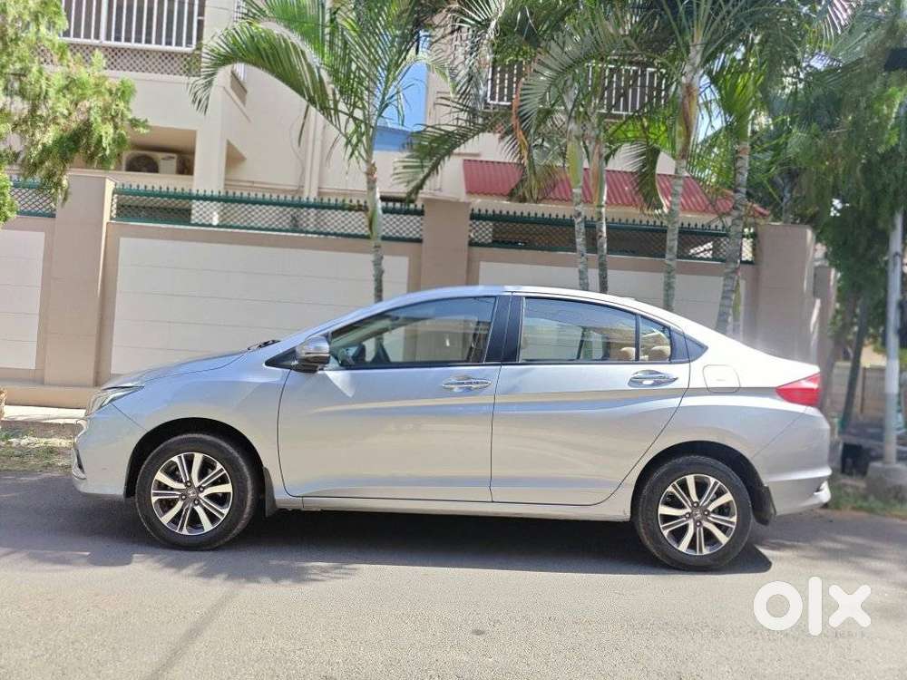 Honda City 1.5 V 5th Gen I-vtec Mt, 2022, Petrol