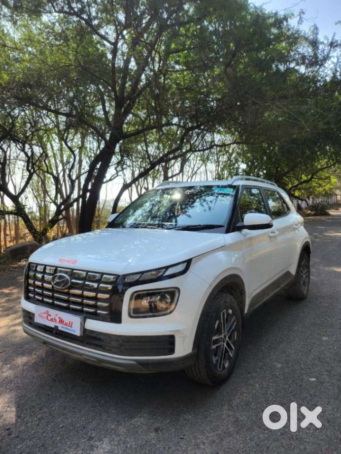 Hyundai Venue Sx Mt, 2023, Petrol