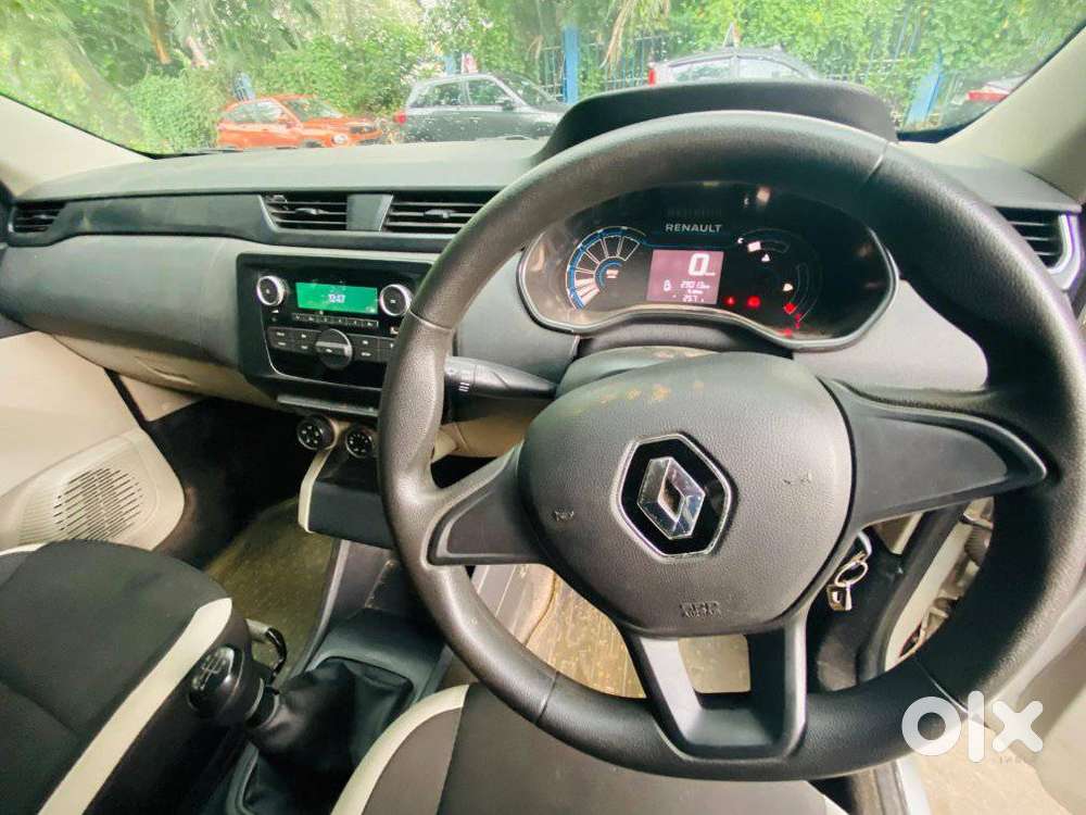 Renault Triber Rxl, 2022, Petrol