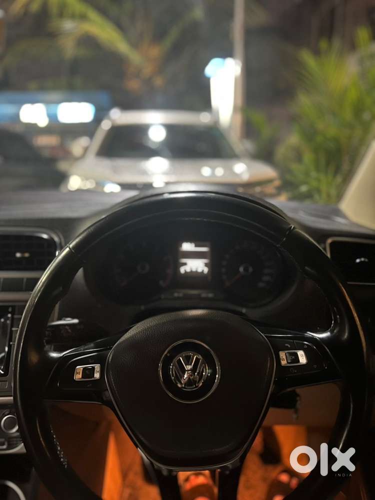 Volkswagen Polo 2016 Year