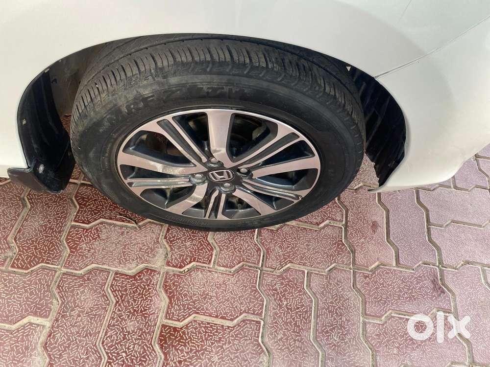 Honda Amaze [2021-2023] 1.2 Vx I-vtec Mt, 2022, Petrol