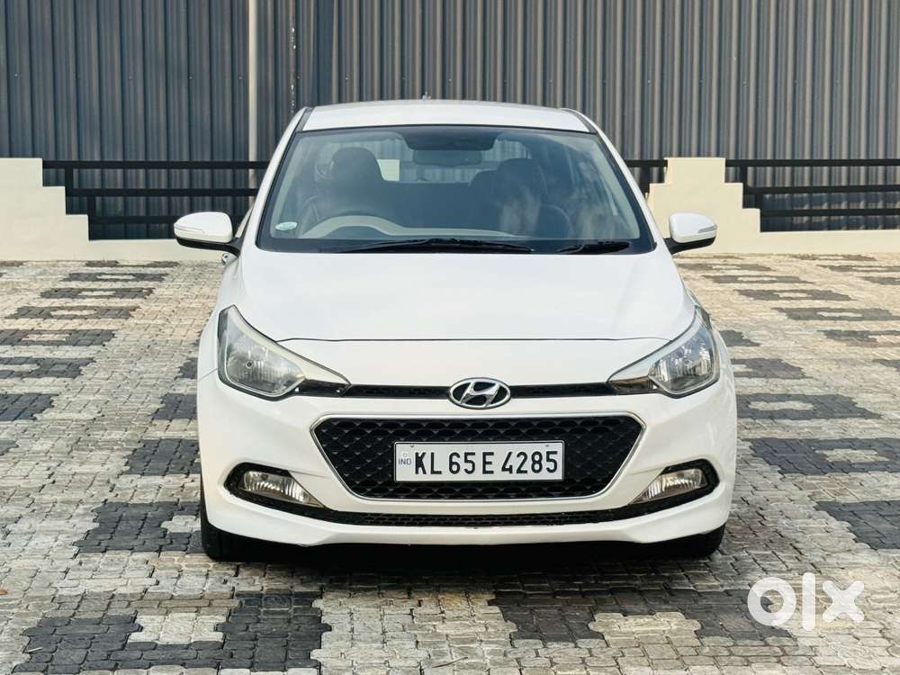 Hyundai Elite I20 Sportz (o) 1.2, 2014, Petrol