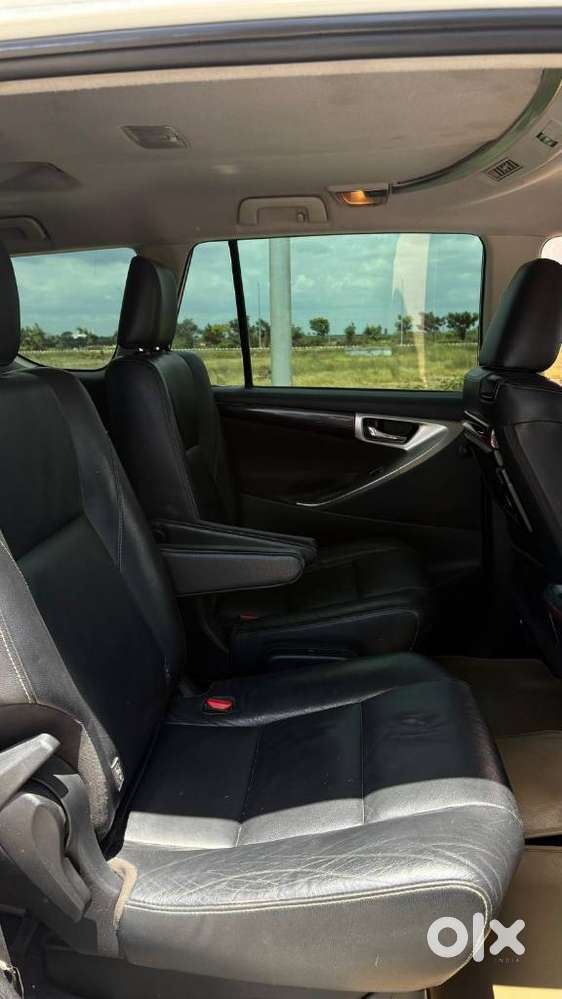 Toyota Innova Crysta 2.4 Z 7 Str, 2016, Diesel