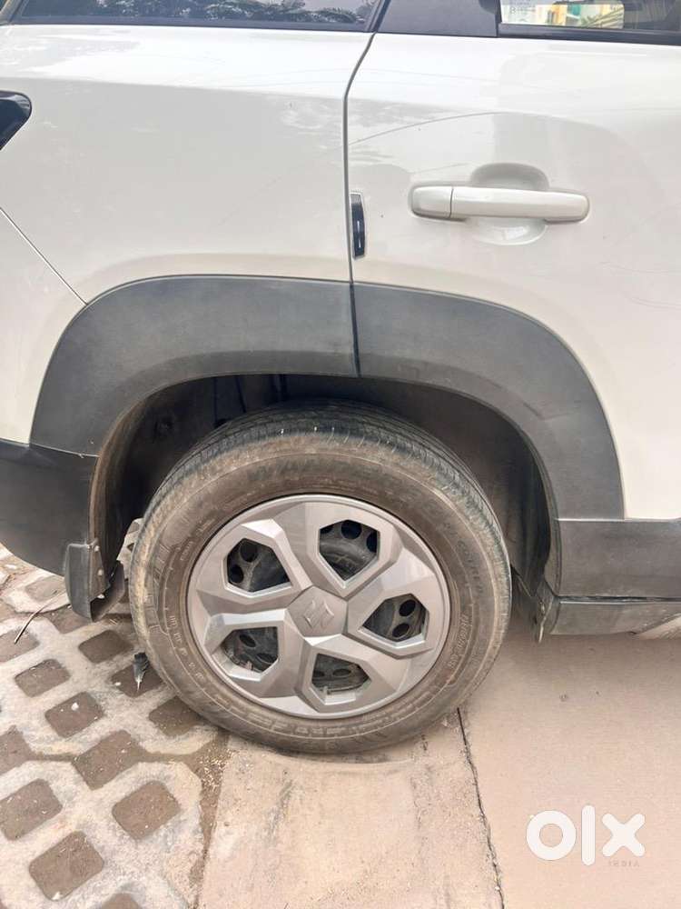 Maruti Suzuki Brezza 2024 Cng & Hybrids 20694 Km Driven