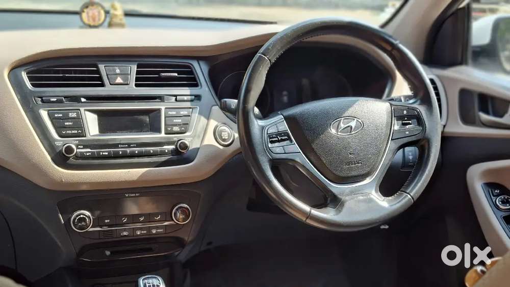 *hyundai Elite I20 Asta 1.2 (push Button Start)*