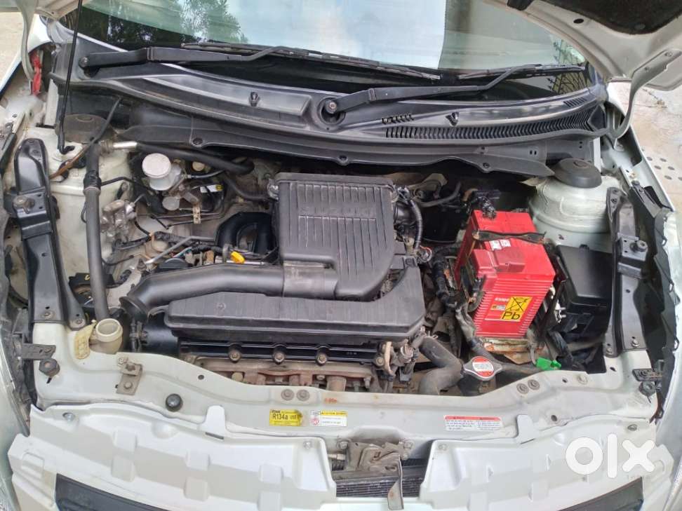 Maruti Suzuki Swift Lxi Option, 2016, Petrol