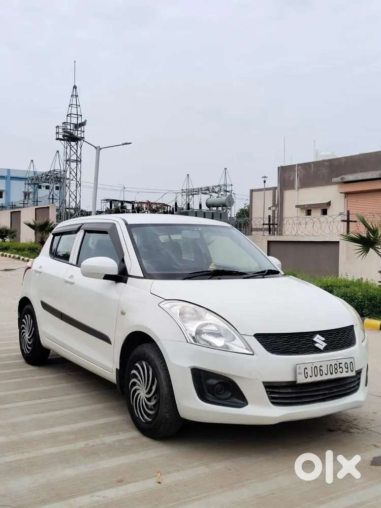 Maruti Suzuki Swift Vxi, 2016, Petrol