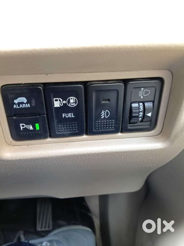 Maruti Suzuki Ertiga 1.5 Vxi, 2017, Cng & Hybrids