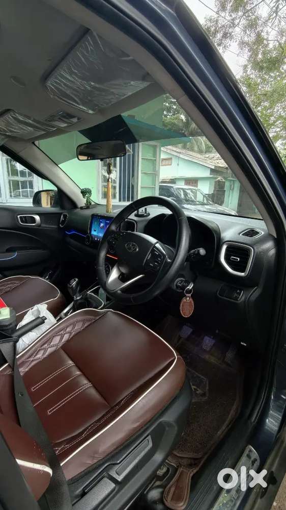 Hyundai Venue 2020 Petrol Well Maintained