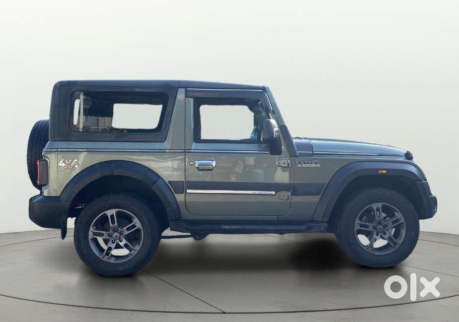 Mahindra Thar Petrol 2021