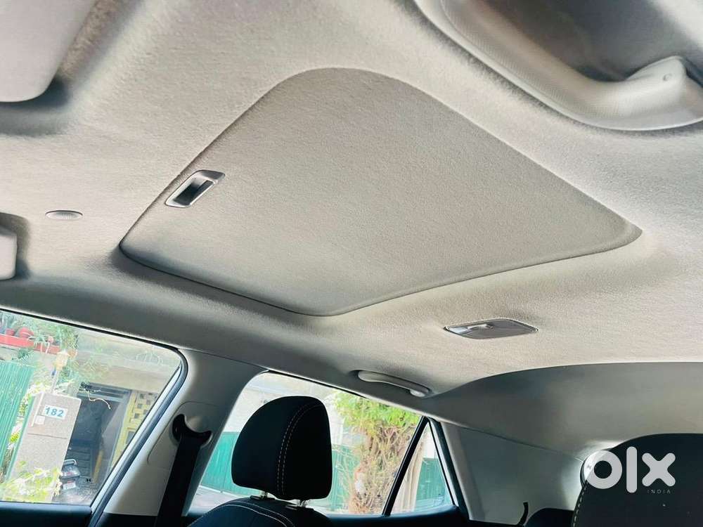 Hyundai Venue Diesel Well Maintained