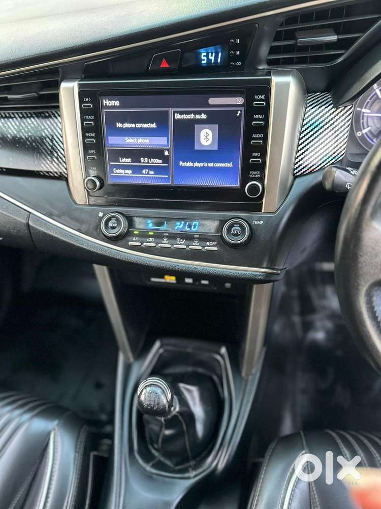 Toyota Innova Crysta 2.4 V 8 Str, 2022, Diesel