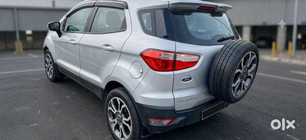 Ford Ecosport 2019 Signature (petrol + Cng + Sunroof)