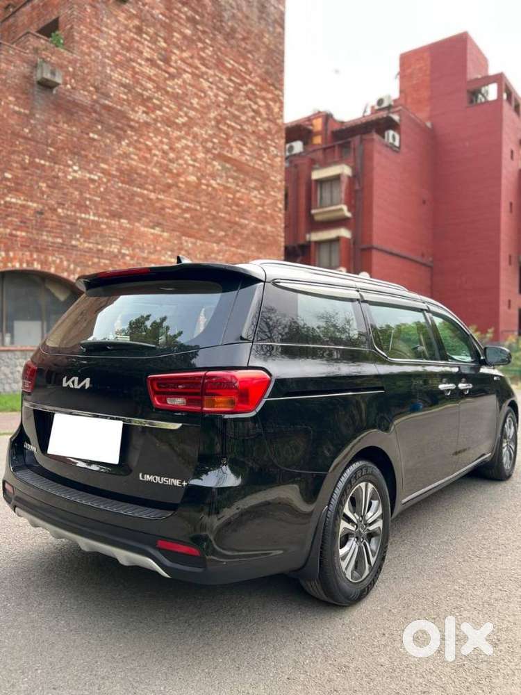 Kia Carnival Limousine Plus 7 Str, 2022, Diesel