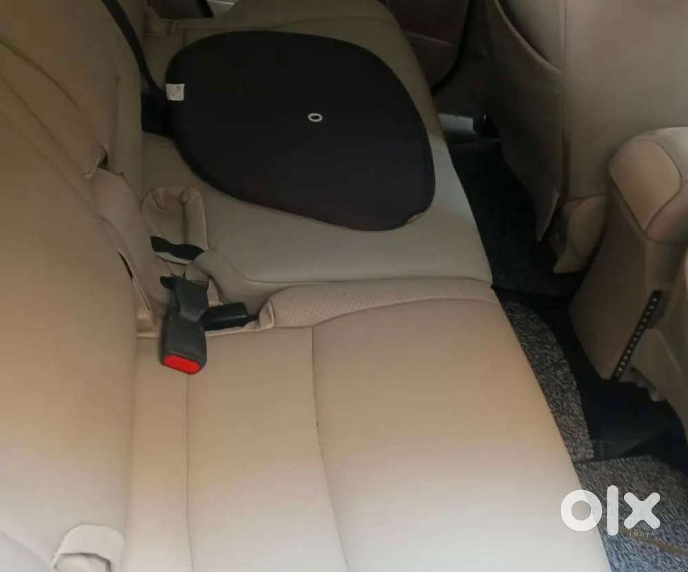 Mitsubishi Outlander Petrol 2012