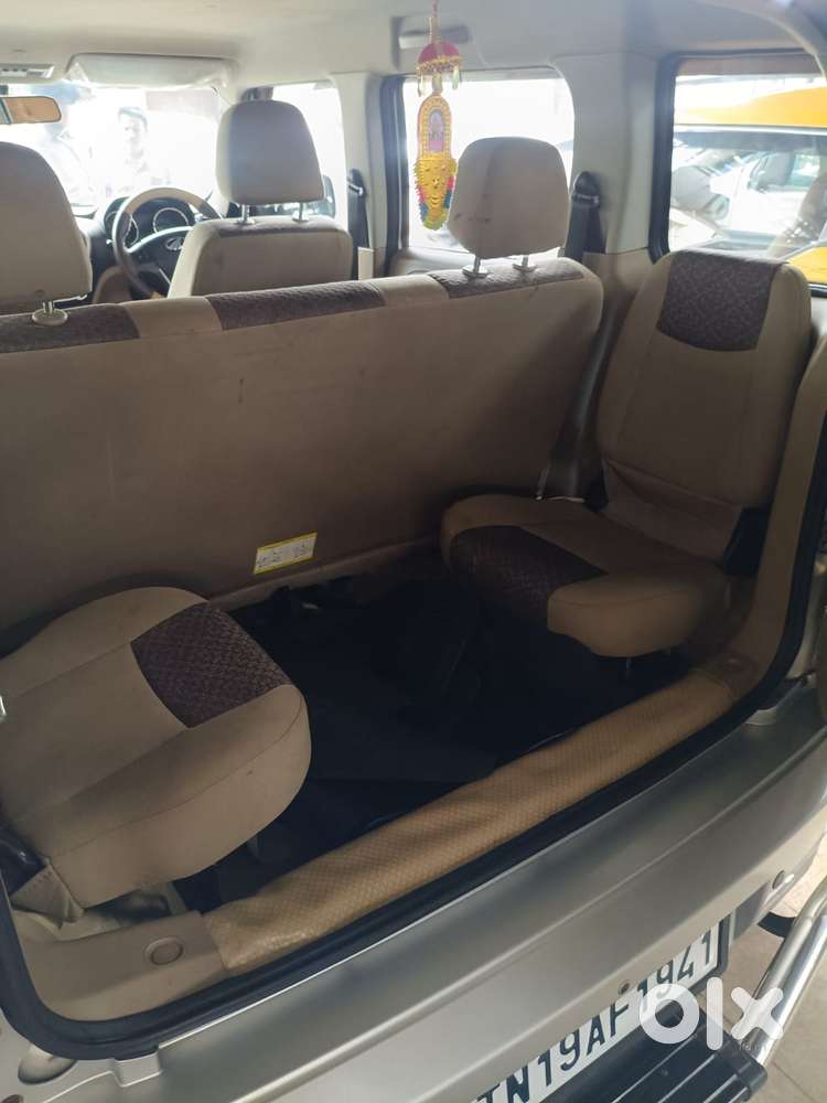 Mahindra Tuv 300 T8, 2017, Diesel