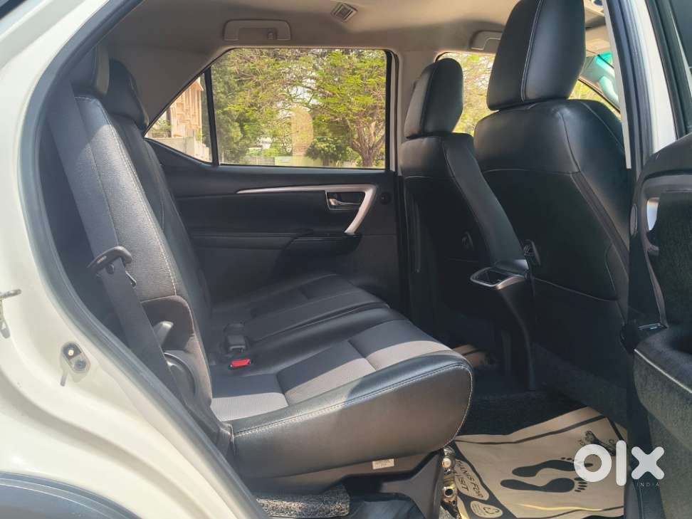 Toyota Fortuner 4x2 At 2.8 Diesel, 2022, Diesel