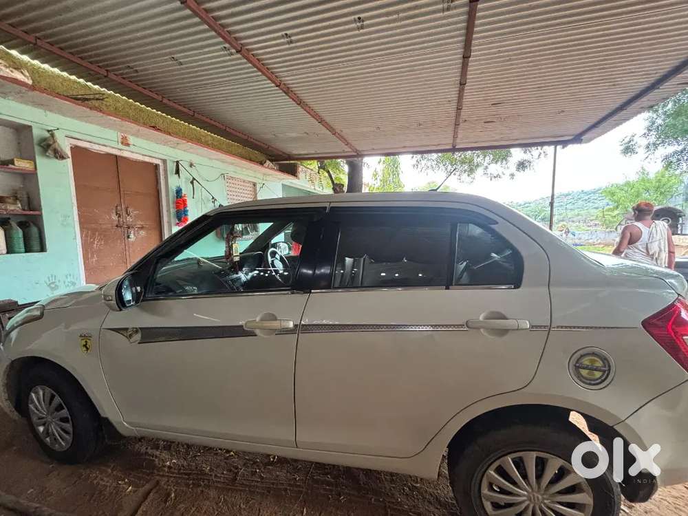 Maruti Suzuki Dzire 2017 Diesel 100400 Km Driven