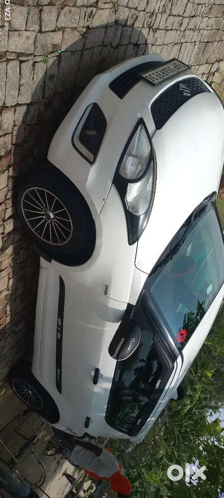 Maruti Suzuki Swift 2015