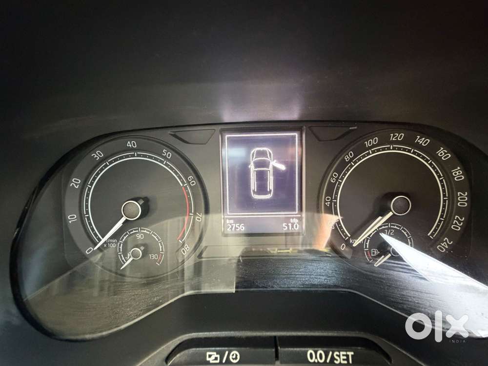 Skoda Kylaq Signature At, 2026, Petrol
