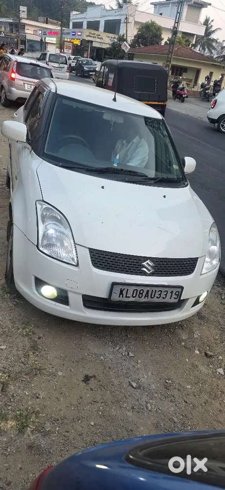 Maruti Suzuki Swift 2011 Petrol 108000 Km Driven